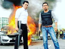 Tells a story about a group of special unit force led by roslan, who has been trying to bring down a robbery gang led by a guy named asyraff. Penyepakderas Kl Special Force Full Movie Online Download 2017