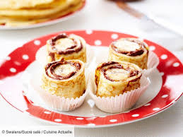 Merveilleux Roules Nutella Banane Recettes Recette Recette Dessert Nutella Roule Au Nutella