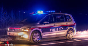 A real haven of peace and nature just minutes away from the bustle of the city centre, the sillschlucht is beloved of all innsbruckers wellnesstempel? Polizei Fireworld At