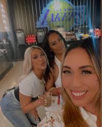 Cecilia Scott's Instagram, Twitter & Facebook