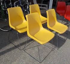 4 Vintage Molded Plastic Chairs Mid Century Modern Krueger Of Green Bay Yellow Molded Plastic Chairs Mid Century Chair Mid Century Modern Chair