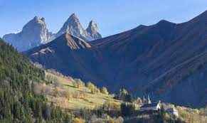 Des prévisions thématiques, avec la meteo des plages, la meteo montagne proposant toutes les informations ski (hauteur de neige, remontées. Meteo La Plagne Domaine Station Champagny En Vanoise Meteo Montagne Gratuite Neige Et Infos Ski La Chaine Meteo