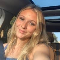 Madelyn Wade's Instagram, Twitter & Facebook