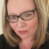 Karin Scott's Instagram, Twitter & Facebook