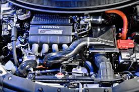 Berbanding dengan enjin konvensional, enjin turbo memang mempunyai lebih jumlah komponen, iaitu pengecas turbo itu sendiri dan sistem penyejukannya. 5 Komponen Enjin Kereta Yang Mesti Sentiasa Diservis Motoqar