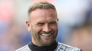 Ian Evatt's mixed feelings over Arsenal-style Bolton documentary & shares  Wigan fan conversation