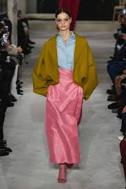 Valentino Haute Couture Spring 2019 Look 11 Fashion Colorful Fashion Haute Couture Looks
