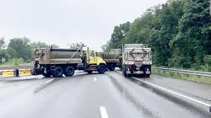 Последние твиты от standoff 2 official (@so2_officiall). Massachusetts Police Standoff With Heavily Armed Men Ends In 11 Arrests Cnn Video