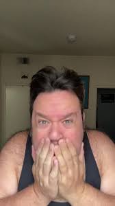 Ok. I just wanted to try this transition and I kinda love it! Hahaha still  don’t get it. But I love it! #handsup #handstied #fypシ