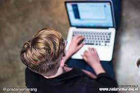 Salah satu rekomendasi laptop yang bisa jadi pertimbangan kamu, pasalnya laptop ini juga dibanderol dengan harga yang cukup terjangkau. 5 Tips Ampuh Untuk Mengatasi Hang Pada Laptop Radarsemarang Id
