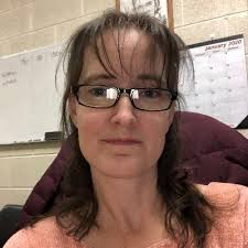 Robin Moats's Instagram, Twitter & Facebook