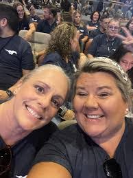 Cheryl Carswell's Instagram, Twitter & Facebook