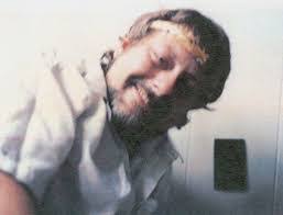 Robert Hiner's Instagram, Twitter & Facebook