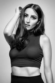 Jillian Rose Banks Singer Songwriter Women Banks Singer Jessica Brown Findlay