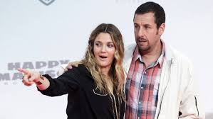 Ella es un poco mayor para las. Como Si Fuera La Primera Vez Drew Barrymore Y Adam Sandler Se Reunen En Moderna Version Meganoticias