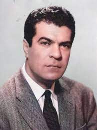 Kemal hoca emekli olduk ama geçinmek için çalışmaya devam ediyoruz babında bir muhabbet yapar. Kemal Erguvenc 5 Ocak Yesilcam Nostalji Fotograflari Facebook