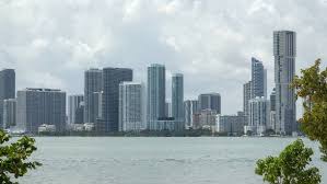 Stay at royal south beach hotel from $15/night, miami hostel from $23/night, sonesta miami airport from $119/night and more. Miami Aktuell News Und Informationen Der Faz Zum Thema