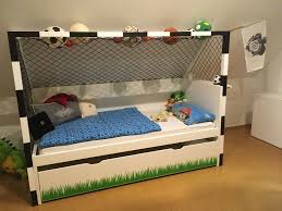 Pour trouver le bett fussball qui correspond à vos besoins, il vous suffit d'utiliser les filtres pour trier les résultats par meilleure correspondance, nombre de commandes ou prix. Pin Von Kseniya Auf Detskaya Kinderschlafzimmer Kinder Zimmer Kinderzimmer