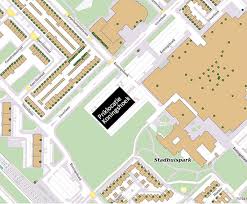Ook elders moet massale coronavaccinatie voor groepsimmuniteit helpen zorgen. Corona Priklocatie Koningshoek Gemeente Maassluis