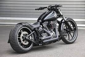 The breakout is a muscular modern chopper with pure 'stop you in your tracks' attitude. Breakout Custom Harley Breakout Custom Breakout Harley Davidson Harley Davidson Breakout Custom