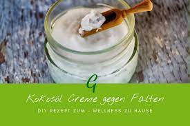 Wir zeigen dir zwei rezepte, die zwar etwas fingerspitzengefühl erfordern, deiner gesichtshaut aber extra frische verleihen. Grundrezept Kokosol Creme Gegen Falten Selber Machen Rezepte Kochrezepte Kochen Im Alltag Gelesi De