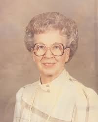 Kaylee Menke's Instagram, Twitter & Facebook