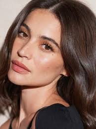 Her facecard never declines! 😍 Anne Curtis is serving timeless beauty in  every frame! 📷 Anthea Bueno/Instagram Anne Curtis ABS-CBN #AnneCurtis  Admin N