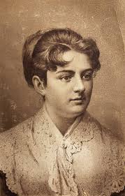 Tonia Stout's Instagram, Twitter & Facebook