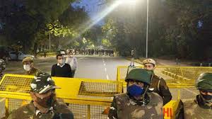 Some broken glasses were seen at the spot. Exclusive Evidence Suggests Delhi Blast Was Terror Attack Says Israeli Envoy To India India News Zee News