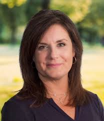 We welcome Susan Larkin to Sacred Heart as our Advancement Director. Mrs.  Larkin is a graduate of St. Ignatius, Holy Name High School, and Villanova  University. She has many years of teaching