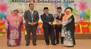 Adi adalah pengasas dan ketua pegawai pertumbuhan di growthetics, sebuah agensi pemasaran kandungan yang berfokus pada pertumbuhan. Festival Kesenian Dan Kebudayaan Islam Fkki Tadika Islam Maiwp Peringkat Wilayah Persekutuan Tahun 2018
