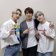 Seventeen jeonghan membership kit photocard. Jeonghan Wonwoo And Scoups On Battle Trip Carat ìºëŸ¿ Amino