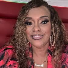 Brenda Carruthers's Instagram, Twitter & Facebook