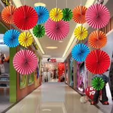 15 hiasan kelas tk dan paud yang kreatif dan menarik berikut bang mimin share beberapa contoh gambar hiasan kelas paud dan tk yang bagus dan contoh gambar hiasan kelas contoh blue. Anak Room Colorful Fan Dekorasi Toko Jendela Hanging Ornamen Ornamen Kertas Fan Lorong Ruang Kelas Tk Patung Patung Miniatur Aliexpress