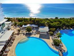 Mar 08, 2021 · the hotel also has the caribbean's only champagne and caviar bar, naturally. Grecian Bay Hotel 5 Ab Chf 763 Zypern Zypern