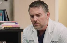 Kindergarten teacher who weighed 680LBS loses 124LBS with the help of  bariatric surgery