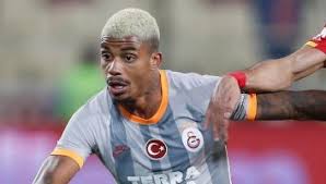 Hafta sonunda fenerbahçe'nin iki puan gerisine düştü. Yeni Malatyaspor Vs Galatasaray Highlights