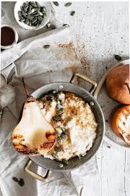 Ginger Pear Oatmeal With Honey Recipe Pear Oatmeal Recipes Food Healthy Recipes