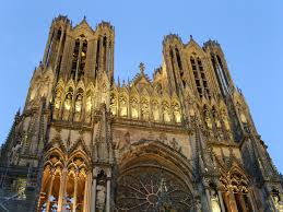Reims reise nach reims, der stadt des champagners. Turme Der Notre Dame De Reims Frankreich Info De