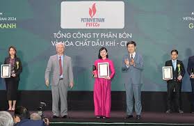 Petrovietnam dẫn đầu top 10 thương hiệu mạnh Việt Nam - Báo VnExpress Kinh  doanh