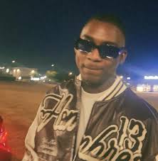 Broderick Lowe (@brodericklowe_) • Instagram photos and videos