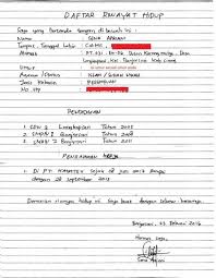 Tulisan yang bagus dan rapi akan memudahkan hrd. 20 Contoh Cv Curriculum Vitae Daftar Riwayat Hidup Disukai Hrd