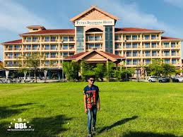 Malaysia, kuala perlis, no.45, persiaran putra timur 1. Putra Brasmana Hotel Paling Dekat Jeti Feri Kuala Perlis Budak Bandung Laici