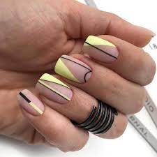 Геометрия на ногтях: фото лучших дизайнов геометрических маникюров на  длинные и короткие ногти в 2024 году