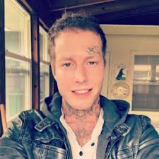 Nate Garrett (@MasterNater_)