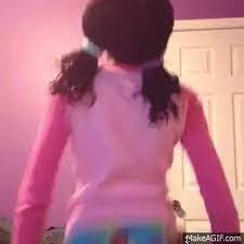 Twerking Gifs Girls Twerking Hot Skirts Twerk