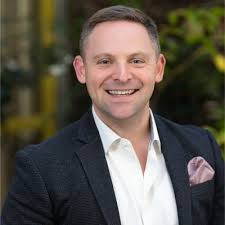 I am so pleased to announce that I have graduated from the University of St  Andrews with a MA (Honours) degree in International Relations and Modern  History. The last four years have