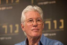 Richard Gere encanta fãs israelenses em estreia de filme em Jerusalém -  Estadão