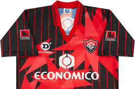 Vitória, city, capital of espírito santo estado (state), eastern brazil. 1994 Vitoria Home Shirt 10 Excellent L Classic Retro Vintage Football Shirts