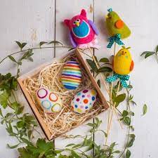 Easter projects easter crafts scrapbook cards scrapbooking holiday cards christmas cards punch art cards cricut cards creative cards. Easter Holiday Decor Easter Set Eggs Needle Felted Eggs Etsy In 2021 Holiday Decorations Easter Childrens Easter Baskets Easter Holidays